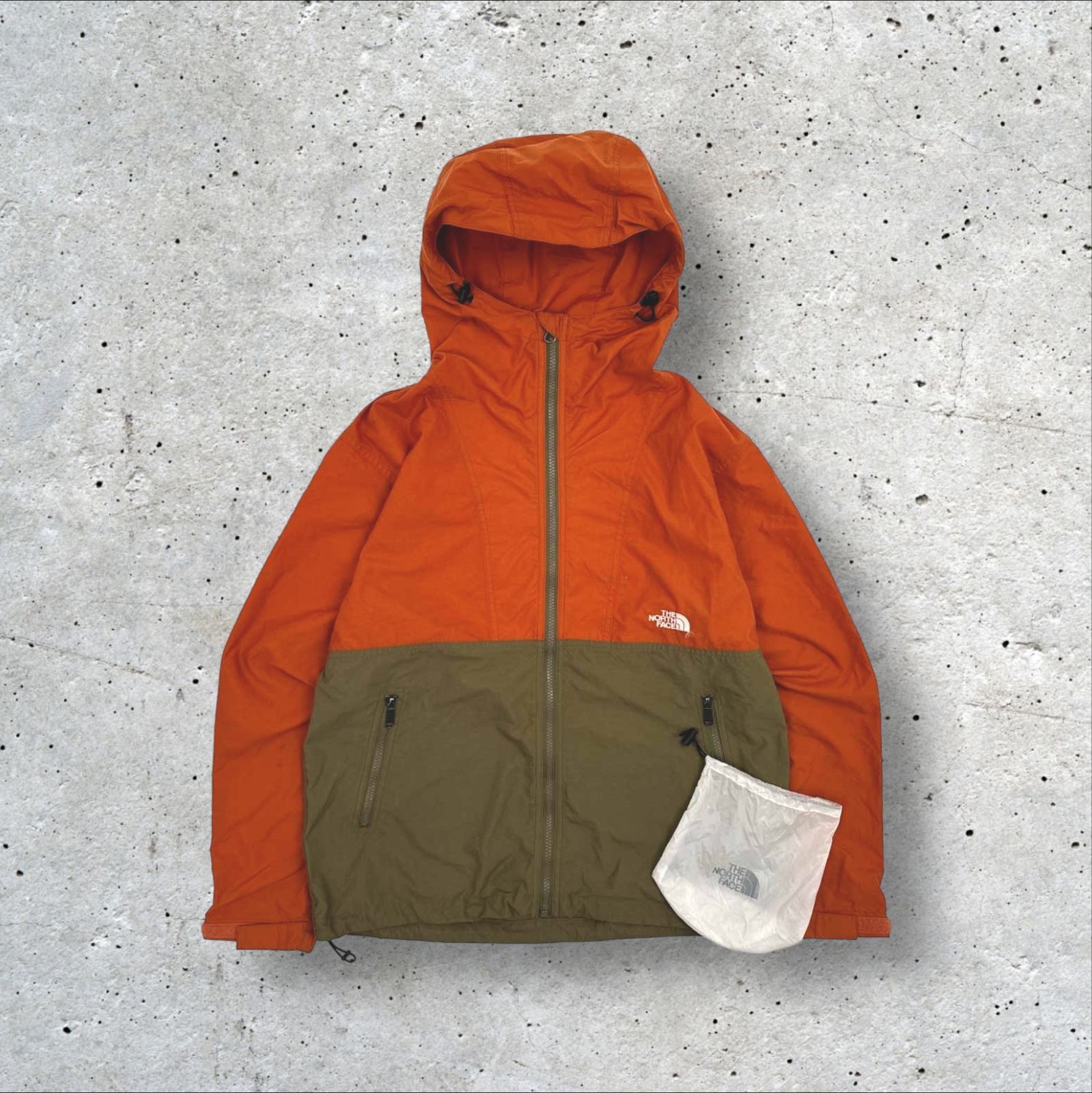 THE NORTH FACE <収納袋付き> バイカラー フルジップ ナイロン 