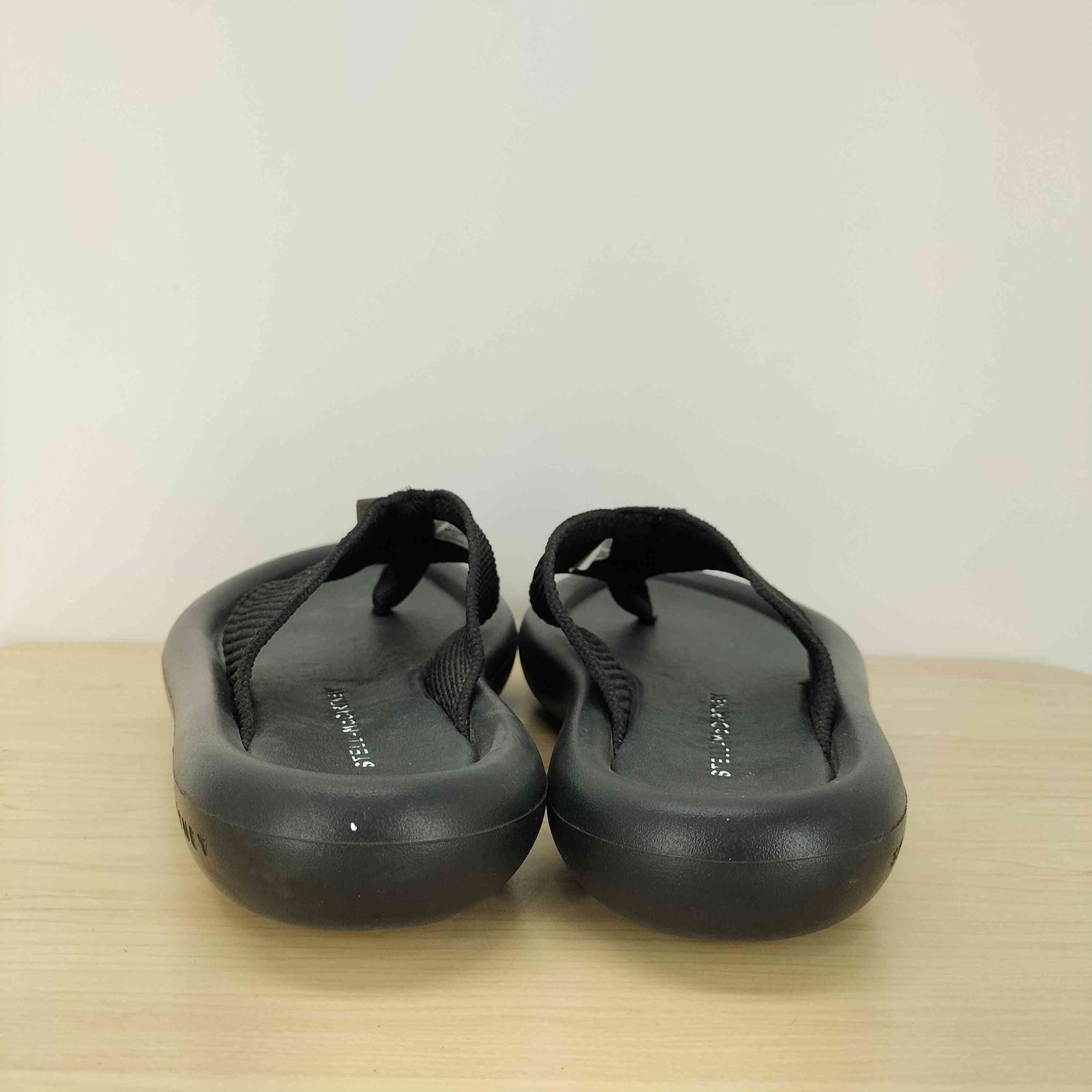 ステラマッカートニー STELLA McCARTNEY AIR SLIDE FLIP FLOP エア スライド サンダル トングサンダル レディース  JPN：37 - メルカリ