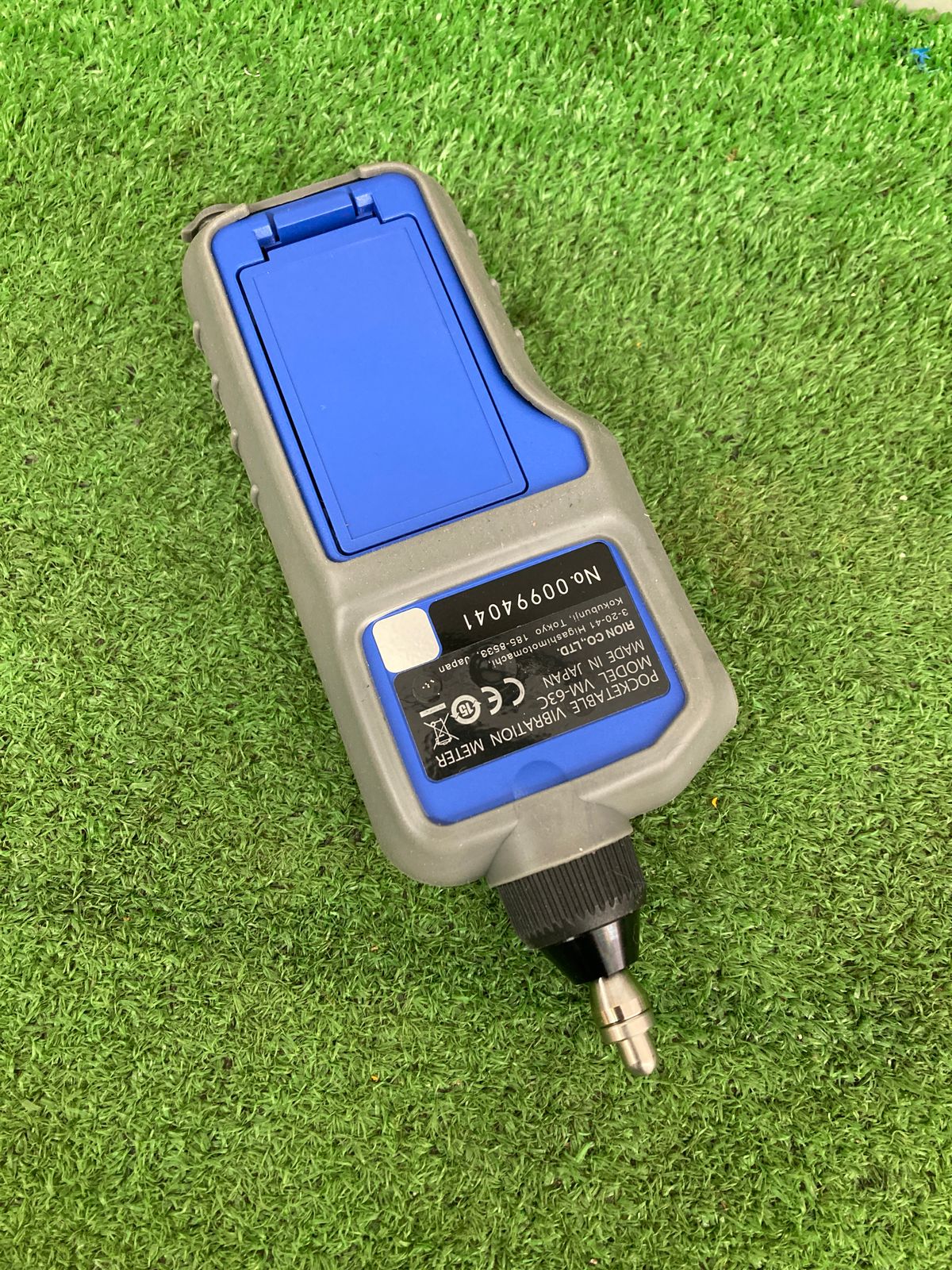 中古品】【0921】RION(リオン) ポケッタブル振動計(RIOVIBRO) VM-63C 
