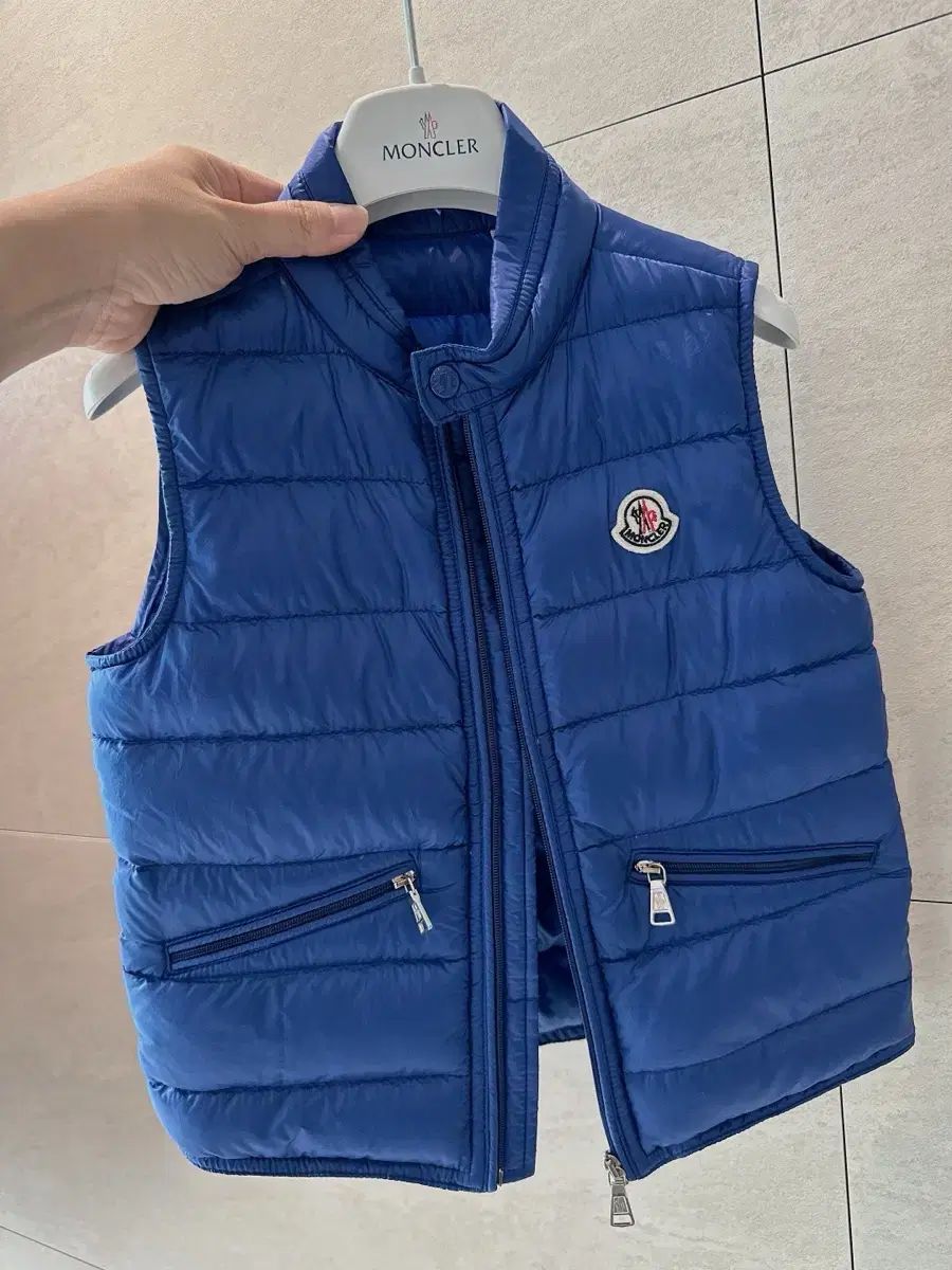 キッズ ダウンベスト