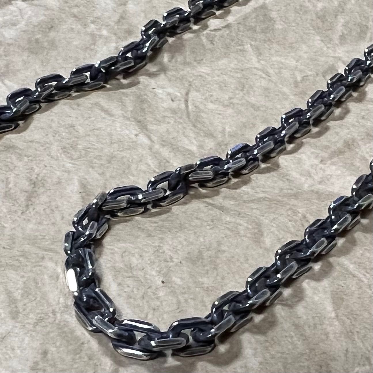 4面カット あずきチェーン 55cm 4mm 燻し 4面カット あずきチェーン 55cm 4mm 燻し - メルカリ