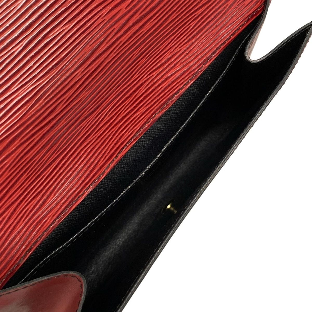 LOUIS VUITTON(ルイヴィトン) クラッチバッグ エピ アールデコ M52647