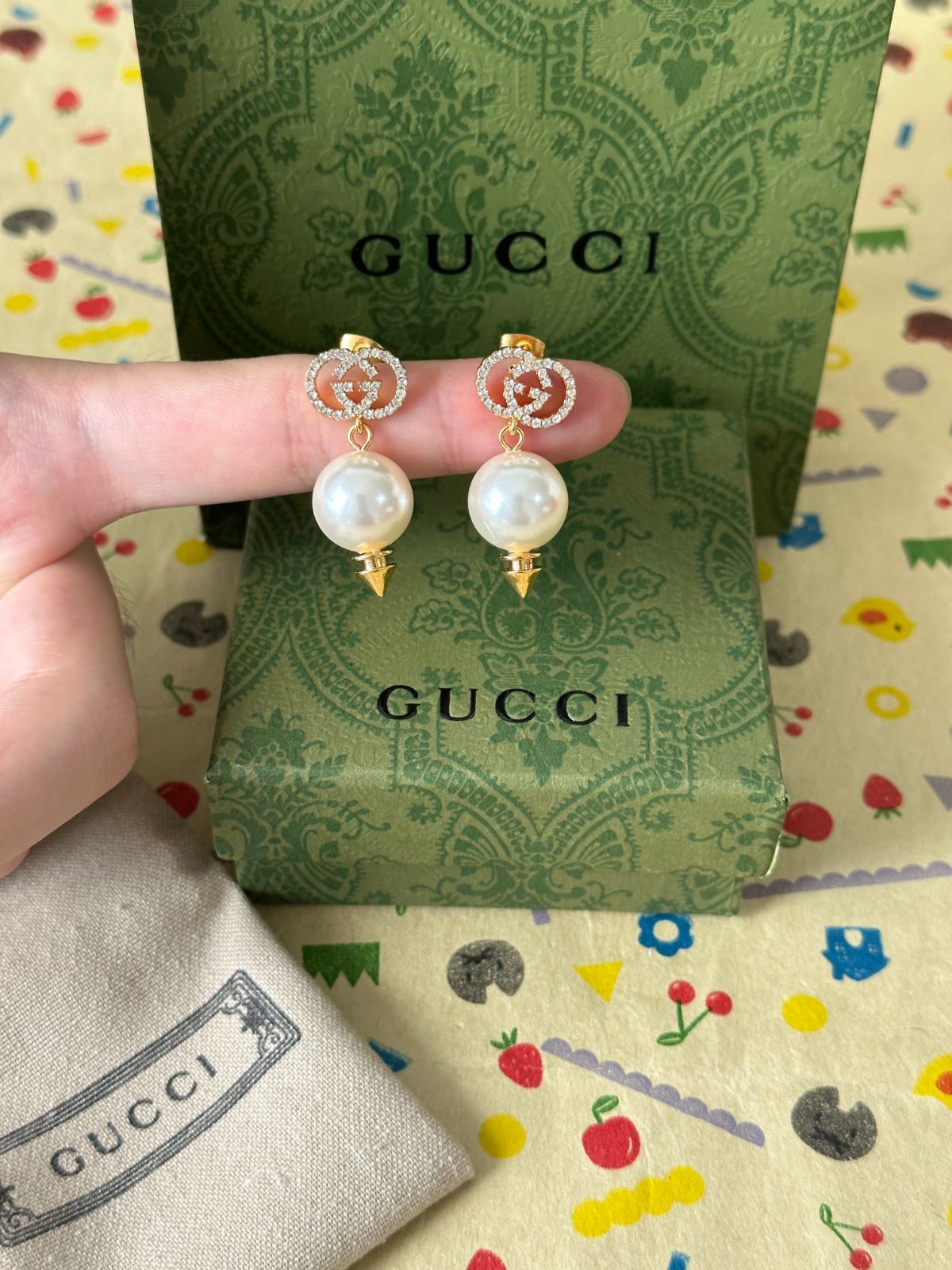 GUCCI パールピアス 楽天市場】GUCCI グッチ レディースゴールドフラワー×グラス