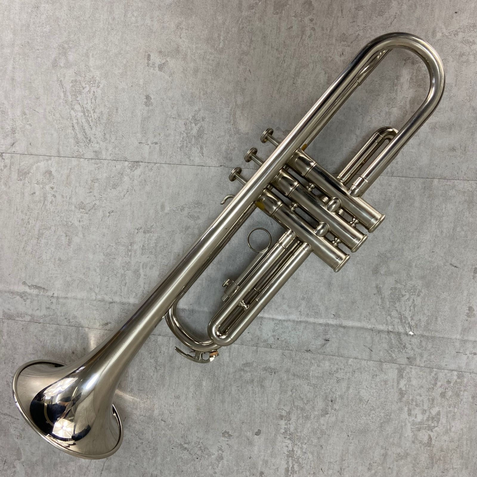 ヤマハ トランペット YTR-136 管楽器 ニッケルメッキ 初心者 入門 YAMAHA ヤマハ YTR-136 B♭トランペット trumpet 管楽器 Mボア