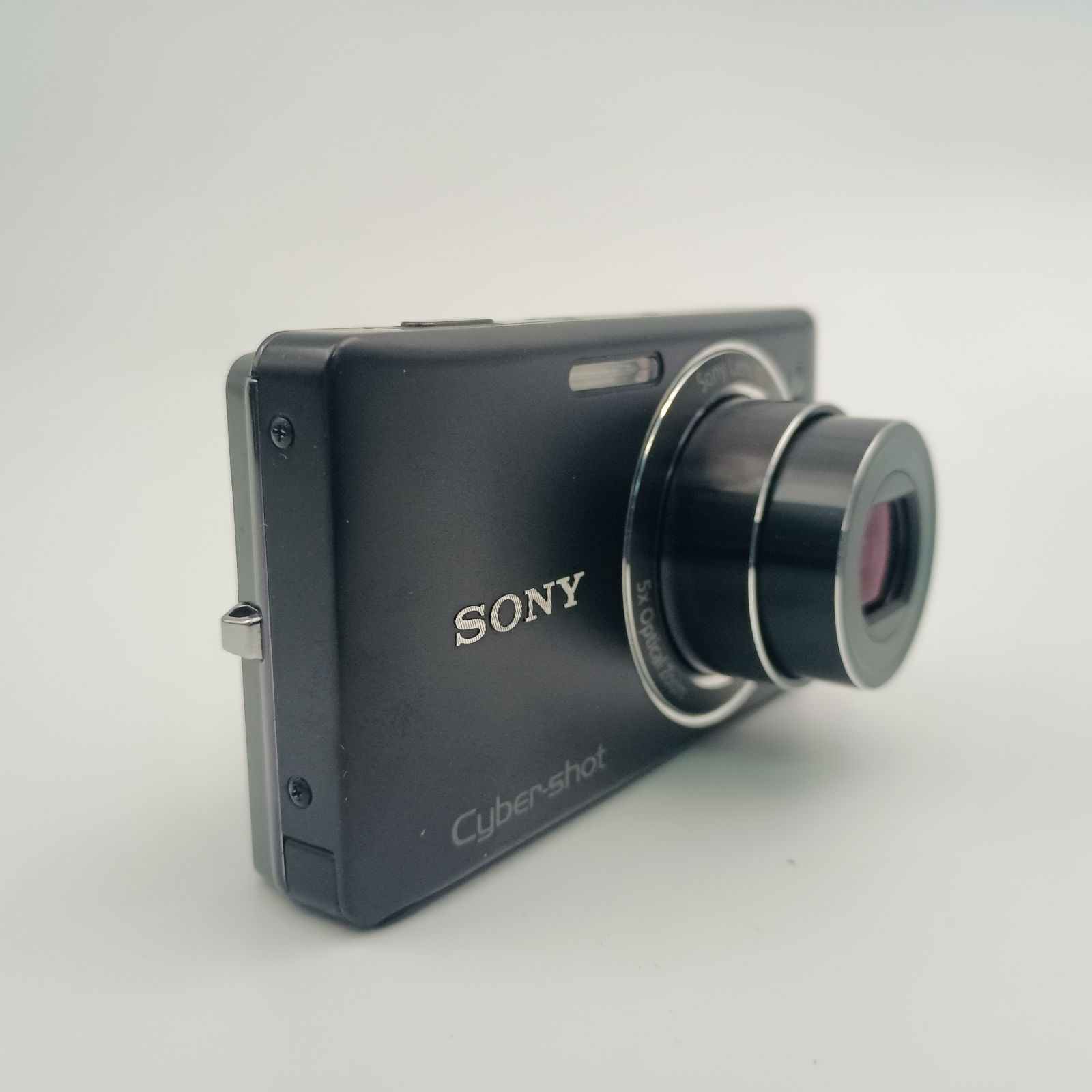 黒 コンパクトカメラ