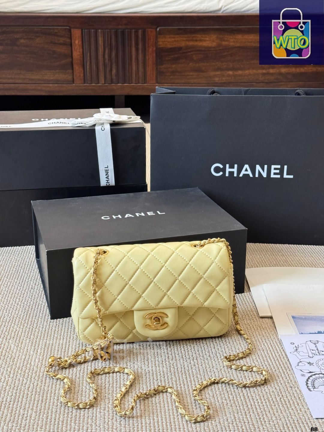 【華やかなゴールドがエレガント♪】CHANEL ミニバッグ シャネルシャネル 22 ミニバッグ ベージュ ゴールド金具
