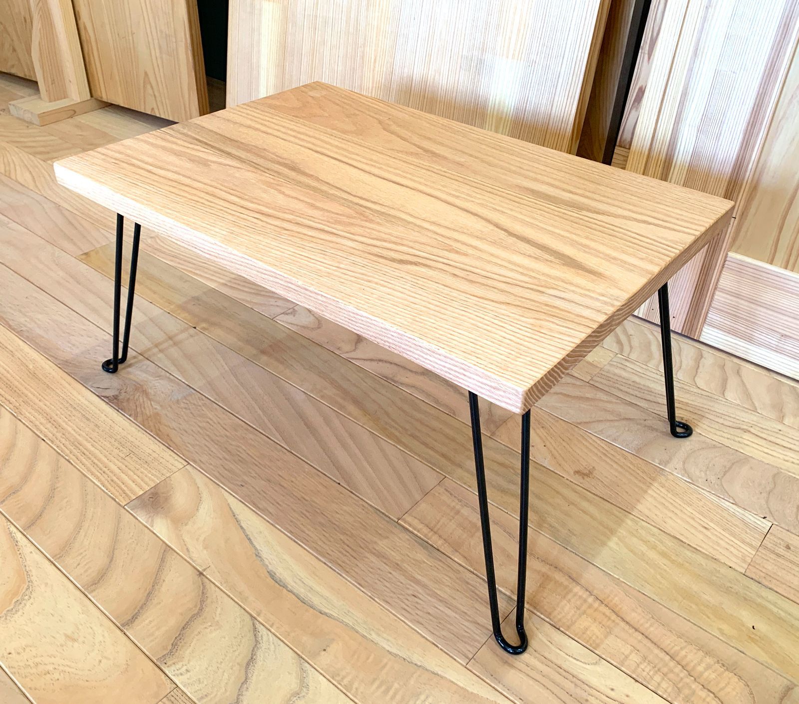 レッドオーク集成材の折りたたみテーブル ちゃぶ台 T143