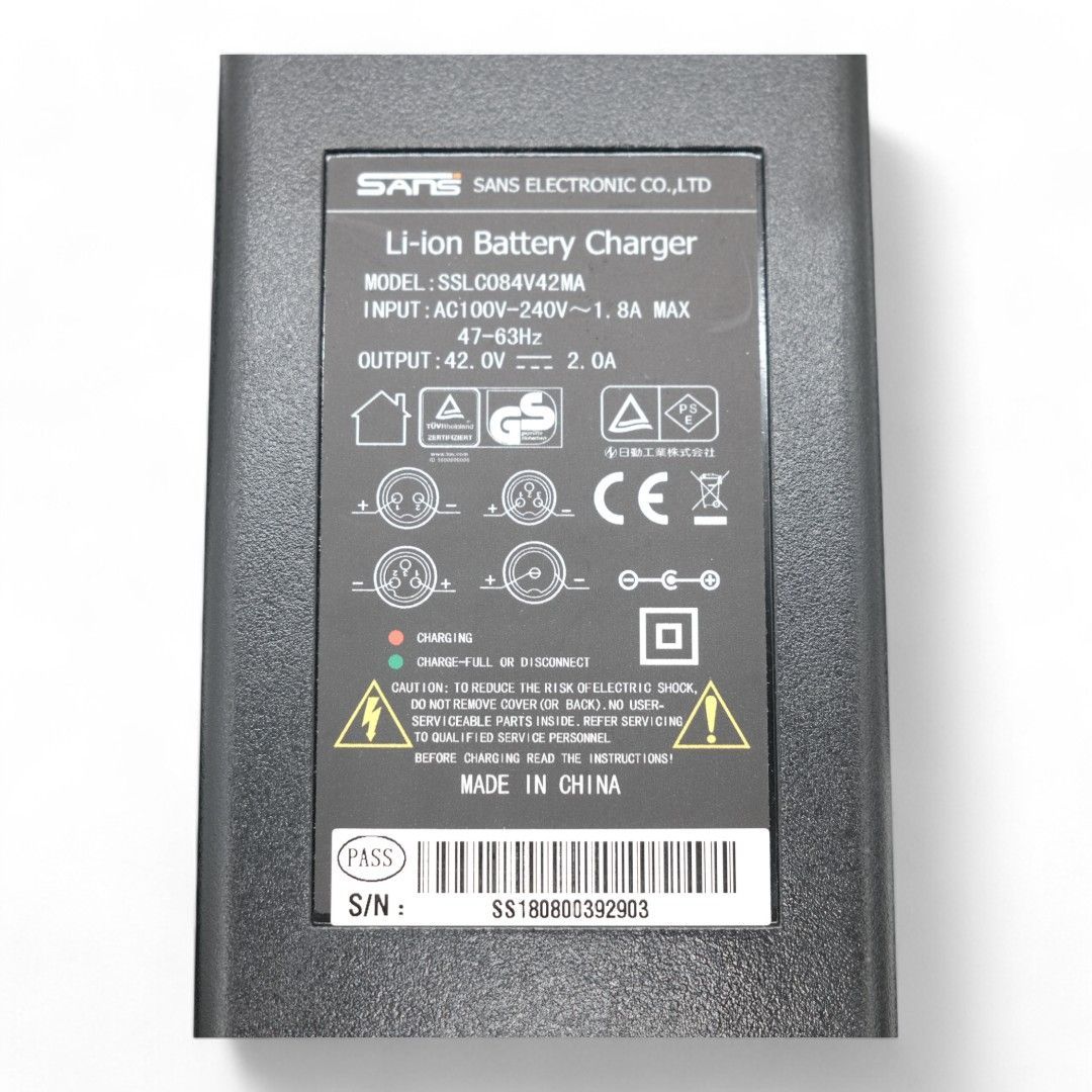 SANS Li-ion リチウムイオンバッテリー充電器 SSLC084V42MA