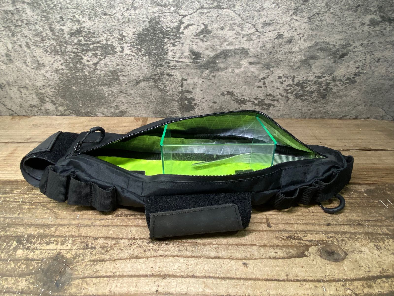 新品】ボントレガー アドベンチャー Boss フレームバッグ JD128