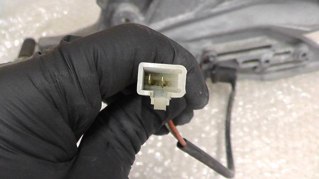 GSR250F LC6GJ55D001108xxx の ステップ右 ブレーキ 1758264156 BRIGHTFACE_UK