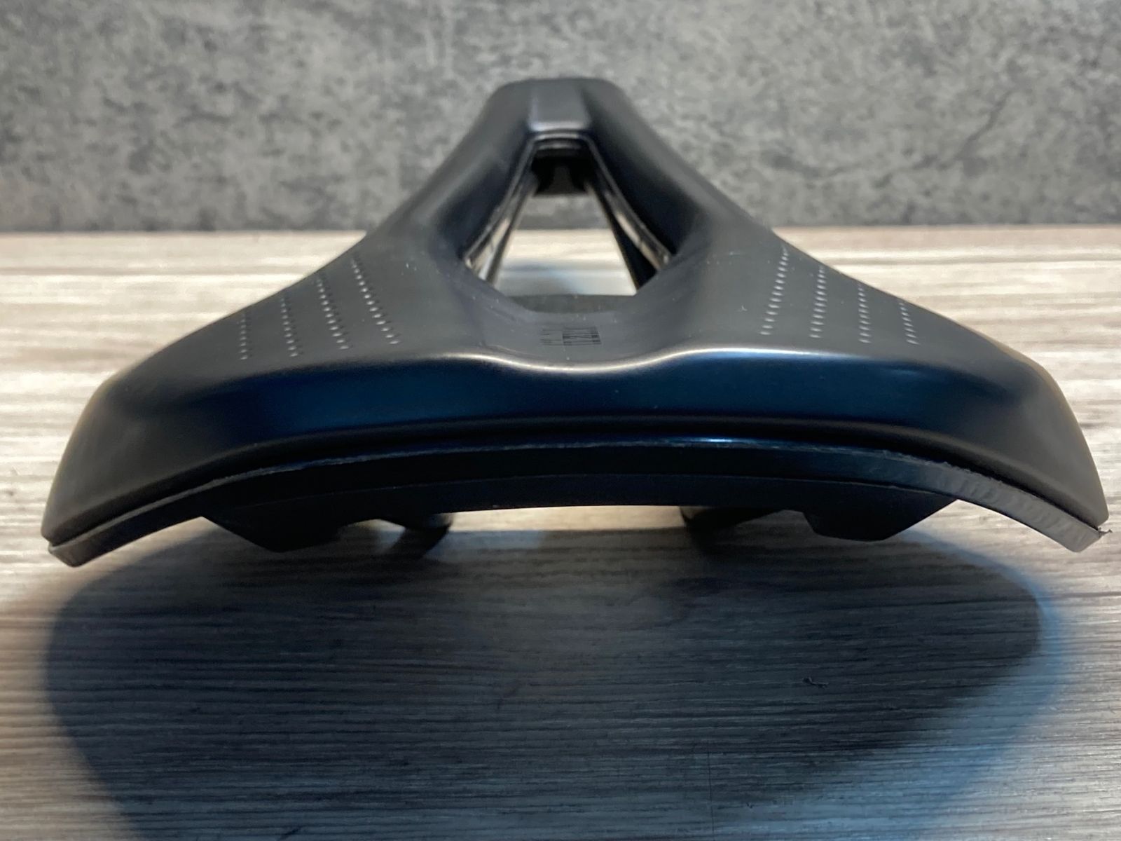 フィジーク ARGO TEMPO R3 150mm サドル fizik fizik ( フィジーク