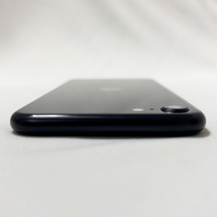 ち*ぃ様 iPhone SE 第3世代 ミッドナイト64GB Apple iPhone SE第3世代 ミッドナイト 64GB 本体 iPhone SE (第3