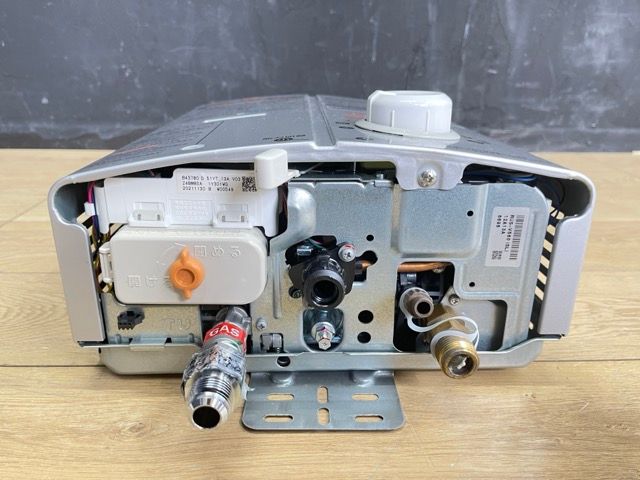 ガス瞬間湯沸し器 給湯器 【中古】Rinnai リンナイ RUS-V560 2021年製