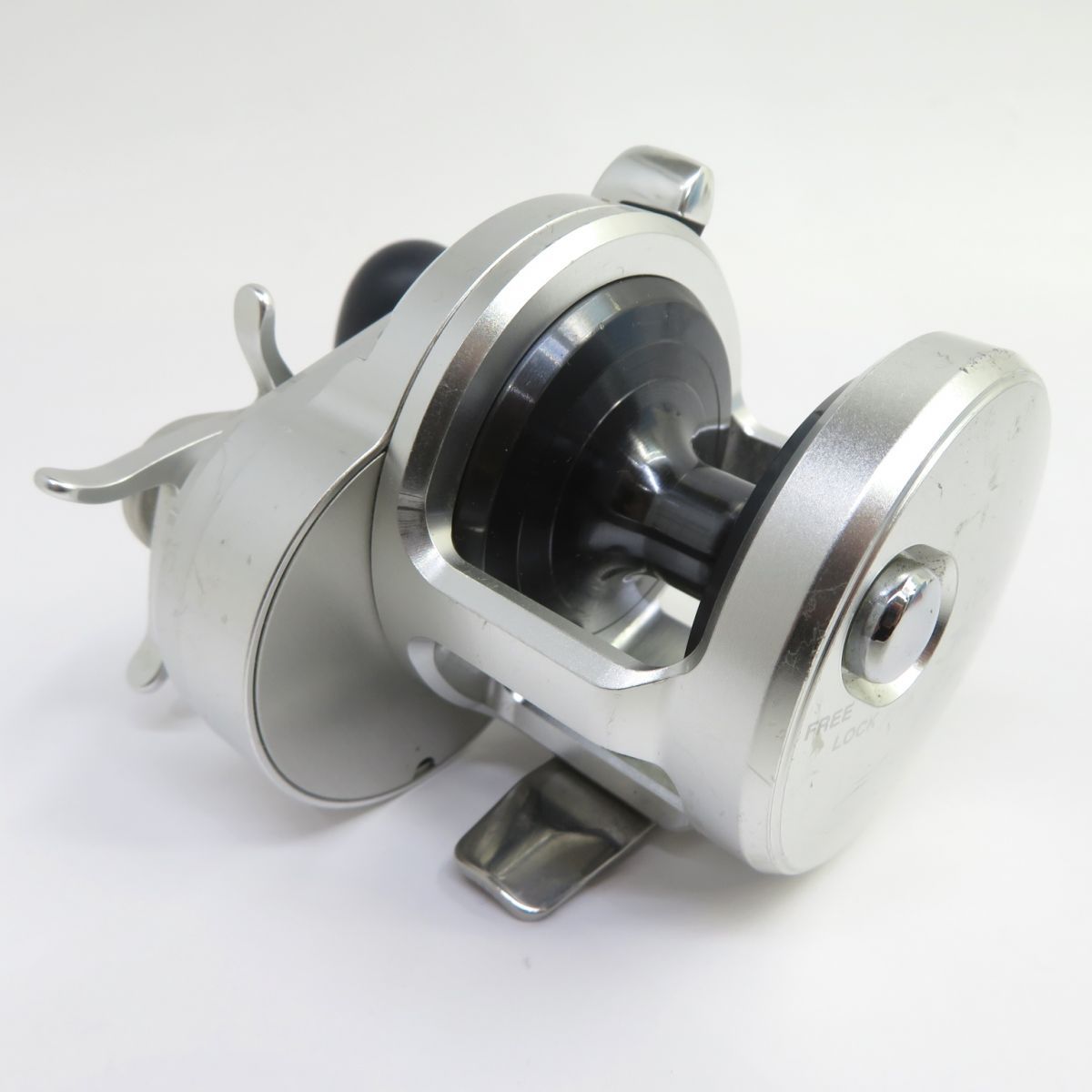 SHIMANO シマノ 11 OCEA JIGGER オシアジガー 1500HG 02745 右ハンドル 