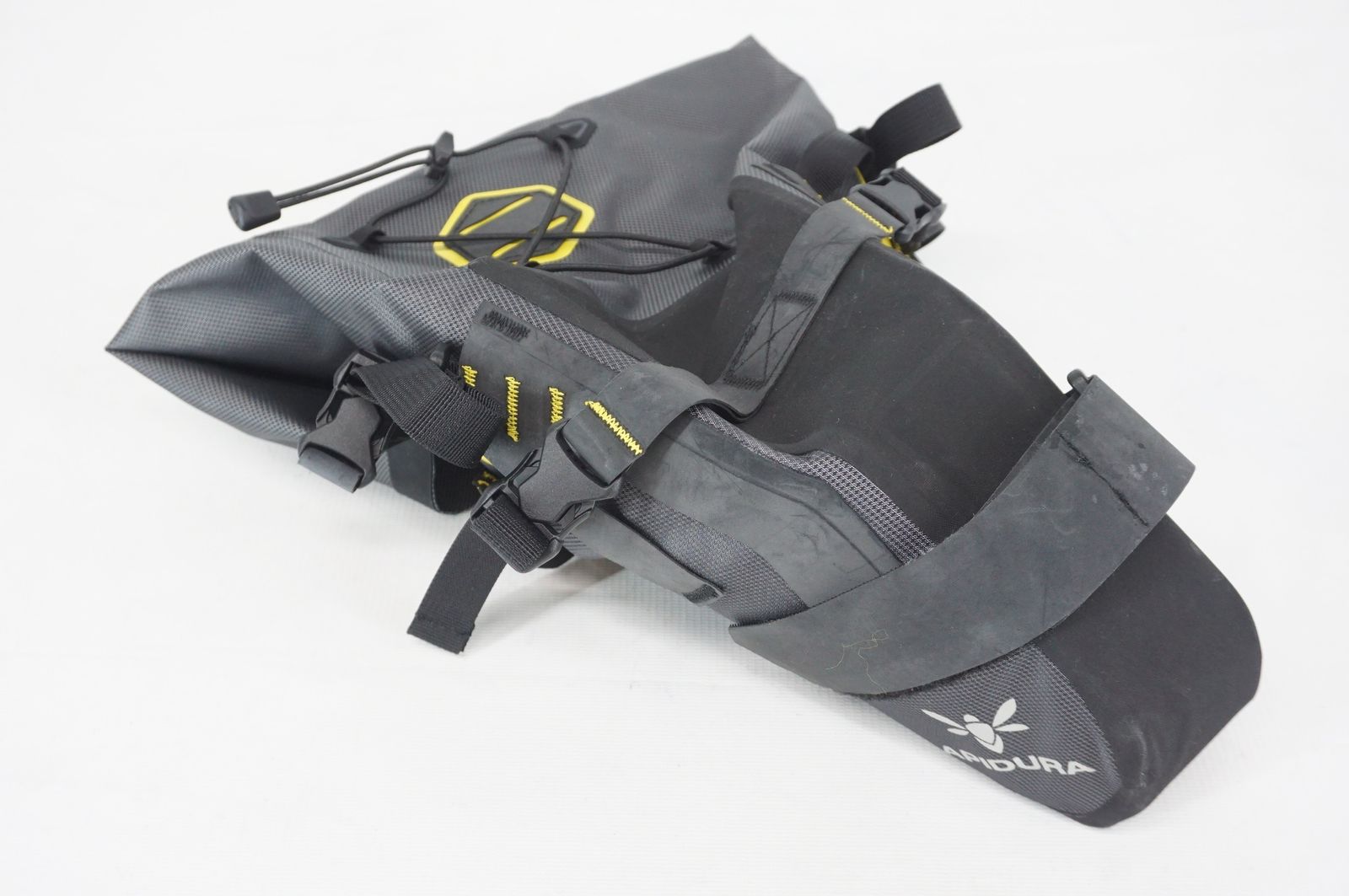APIDURA アピデュラ エクスペディション 9L サドルパック バイチャリ阪急塚口店