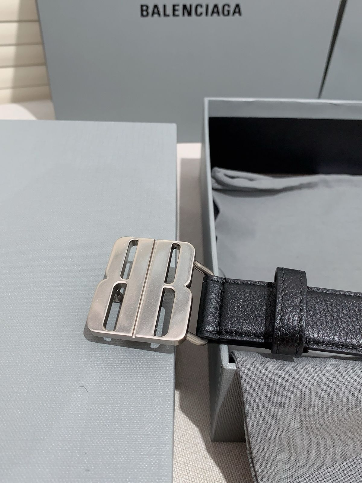 balenciaga ベルト 本革 BALENCIAGA 4cm Logo-Embellished Leather Belt | ミスターポーター