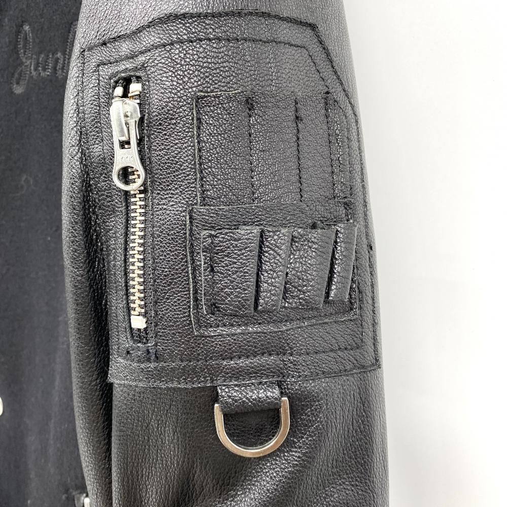 上質 メンズ レザー ジャケット シープスキン 羊革 刺繍 キルティング