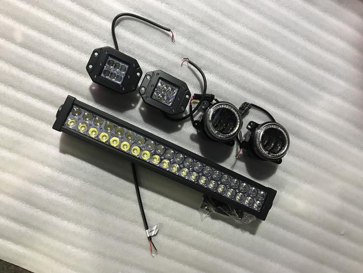 トヨタ タンドラ 2014-2020年対応 丸型 角型 長条型 フロントフォグライト 5点セット 車用ライトパーツ