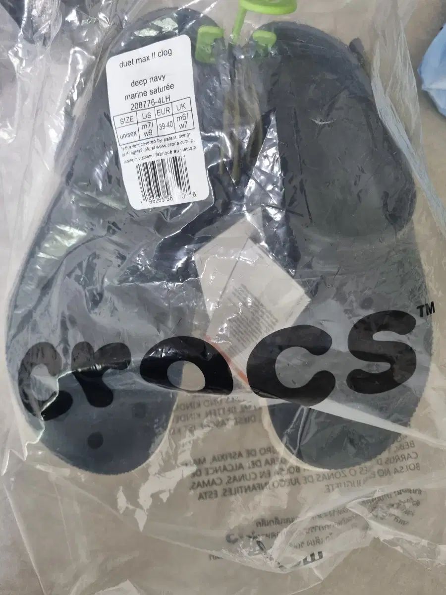 crocs クロックス