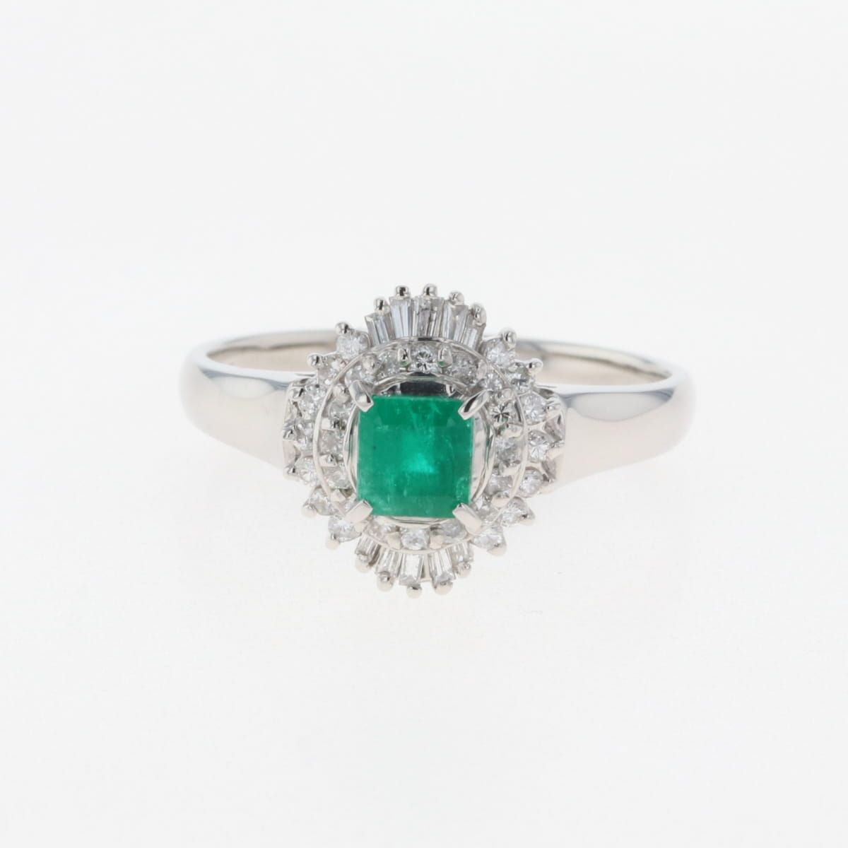 在庫一掃】 エメラルド デザインリング プラチナ 指輪 メレダイヤ  