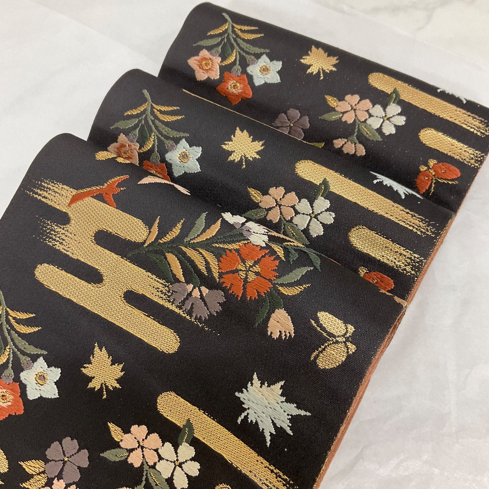 kimono+one○未使用同然⚫︎最高級西陣織○ふっくら唐織⚫︎正絹○素敵な半幅帯○せいこ花帯○リバーシブル○長尺○半幅帯半巾帯小袋帯○446㎝○着物 帯小紋普段着半幅帯単衣浴衣 - メルカリ