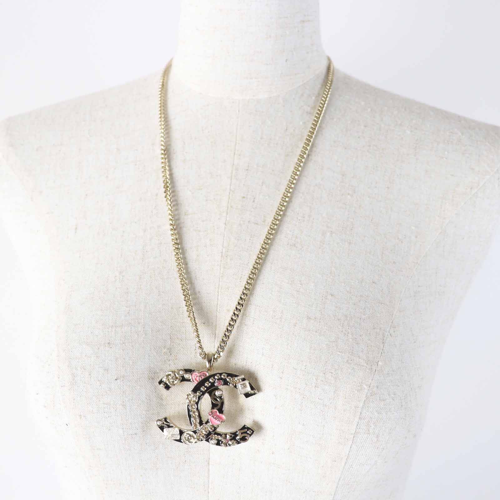 極美品◎CHANEL シャネル B24P ABD325 カメリア 香水 バッグ アイコン  