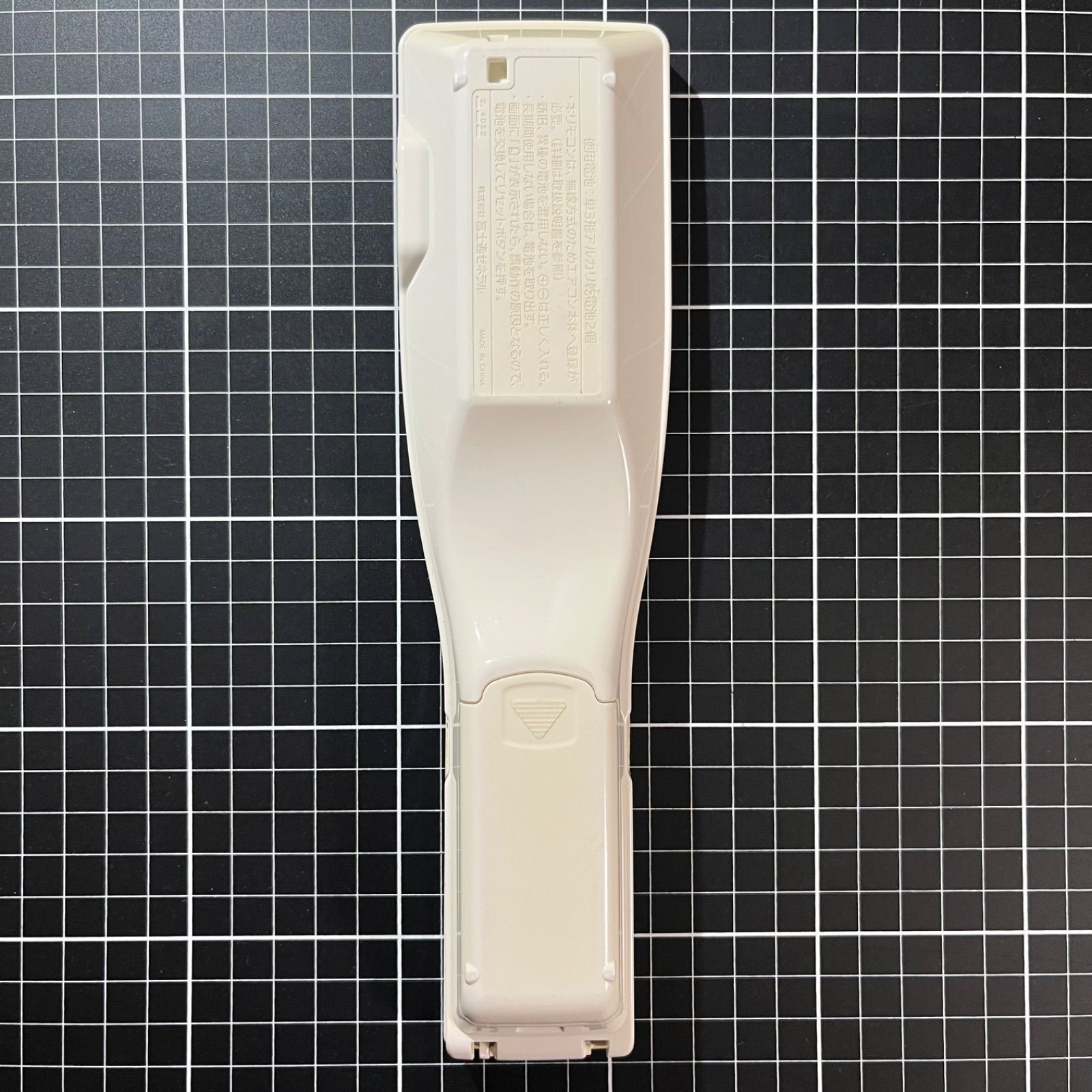 Fujitsu エアコンリモコン AR-FCA2J (電池蓋無い) 富士通 AR-FCA2J✕3