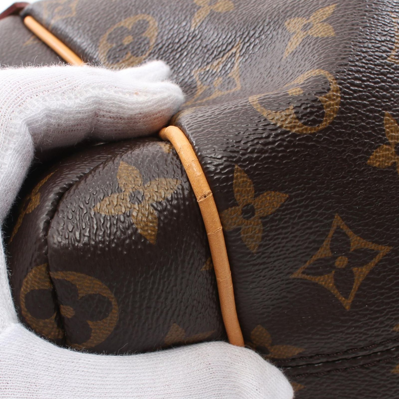 VUITTON