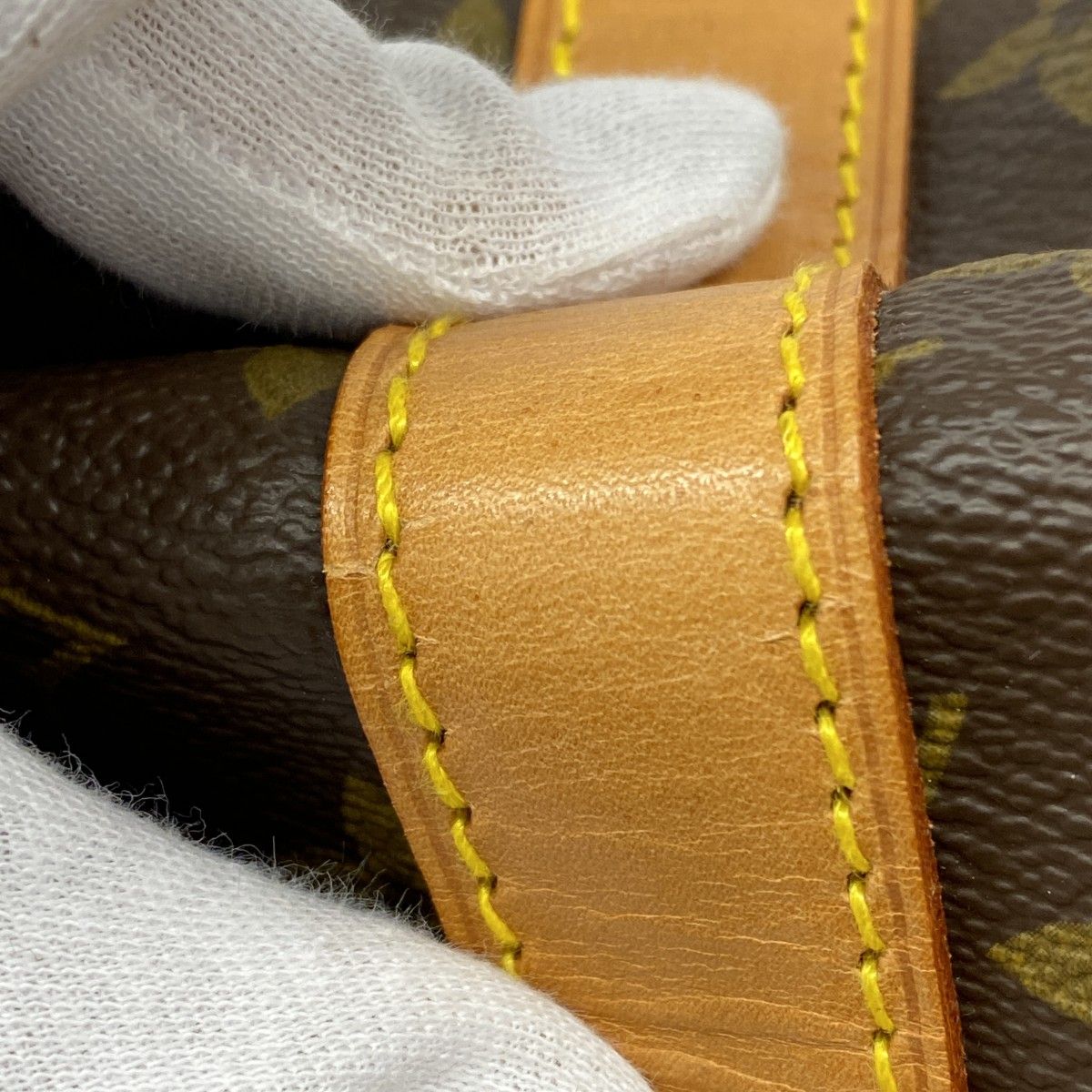 ボストンバッグ