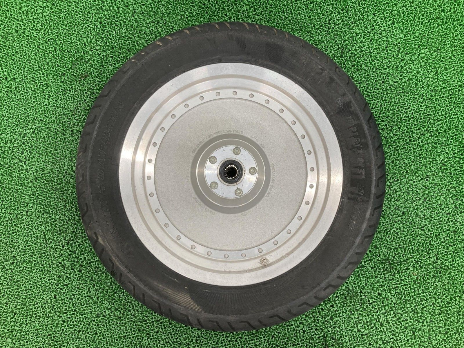FLSTF1340 フロントホイール ハーレー 純正 バイク 部品 16x3.00