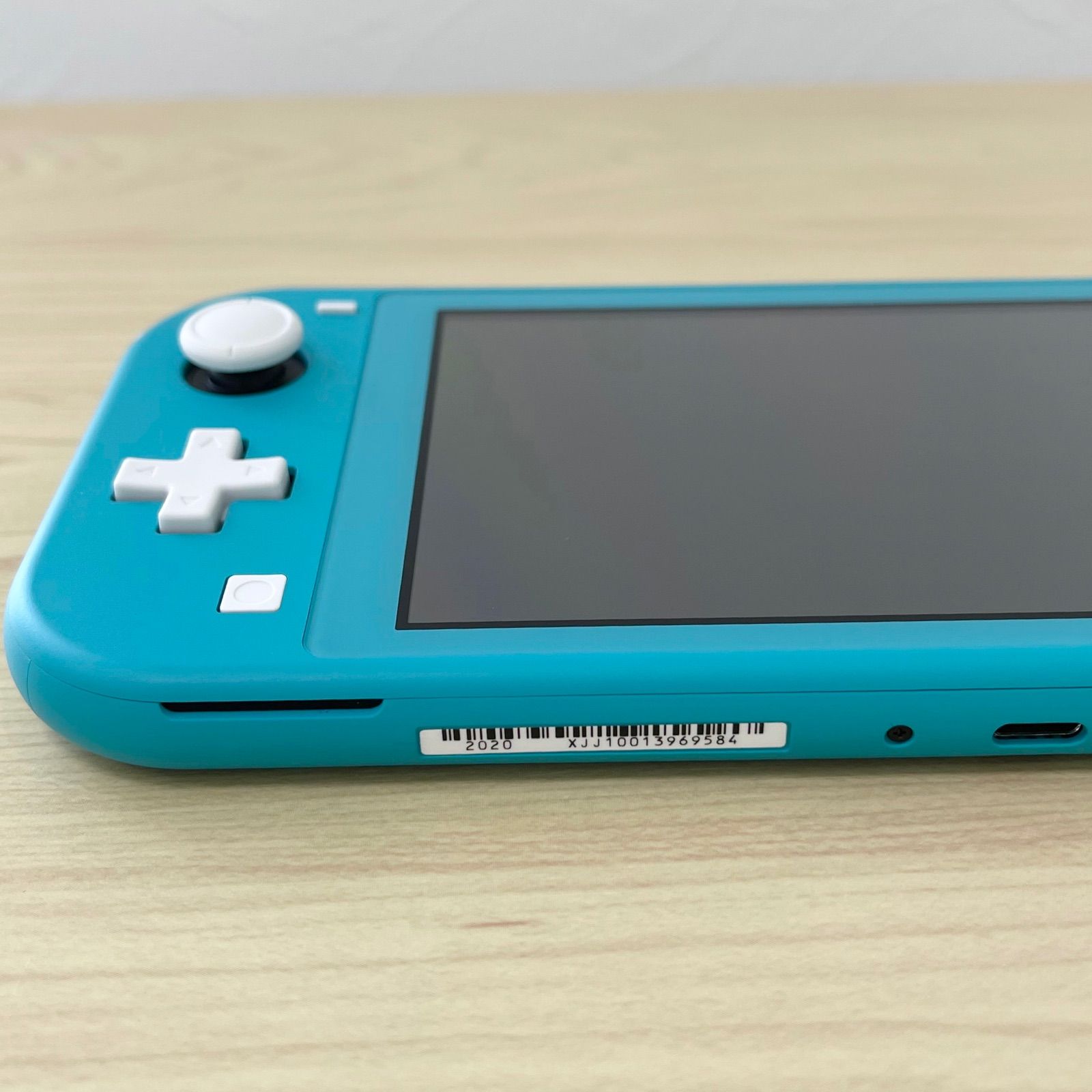 本物の販売 【極美品】Nintendo Switch lite ターコイズ | www