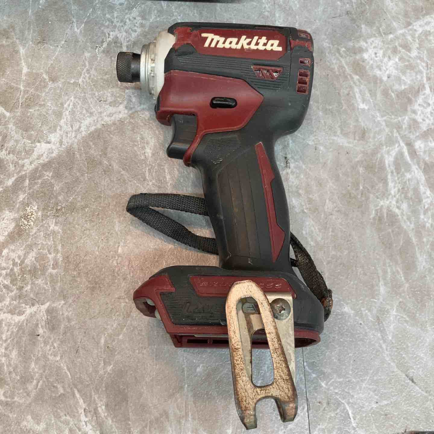 マキタ makita 18V コードレスインパクトドライバー TD171DGXAR オーセンティックレッド 八潮店