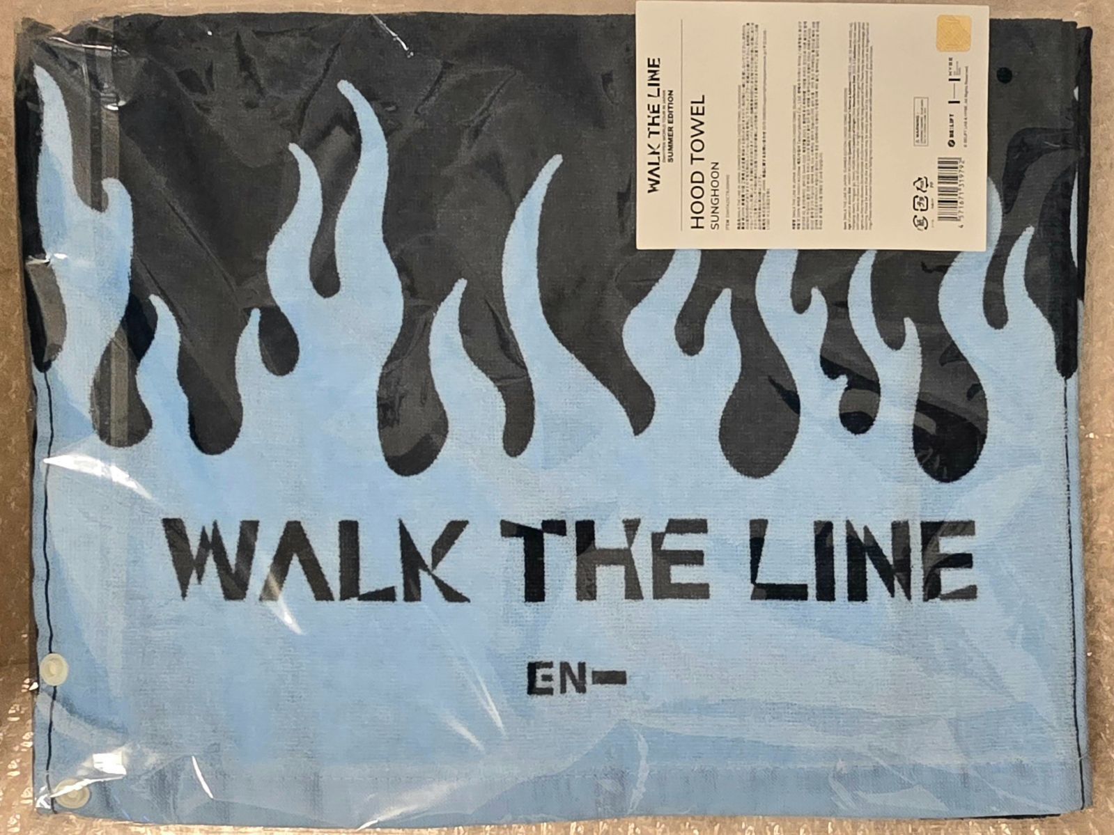 y*0様 ENHYPEN WALK THE LINE HOOD TOWEL NI 再入荷】ENHYPEN [WALK THE LINE IN JP -SUMMER EDITION] HOOD