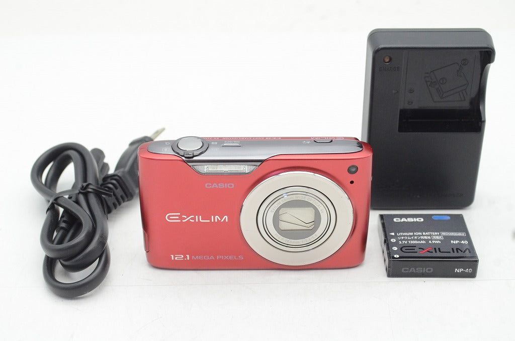 【外観美品】 EXILIM EX-Z450　人気 レッド デジカメ コンデジ Amazon.co.jp: CASIO デジタルカメラ EXILIM EX-Z450 レッド EX-Z450RD