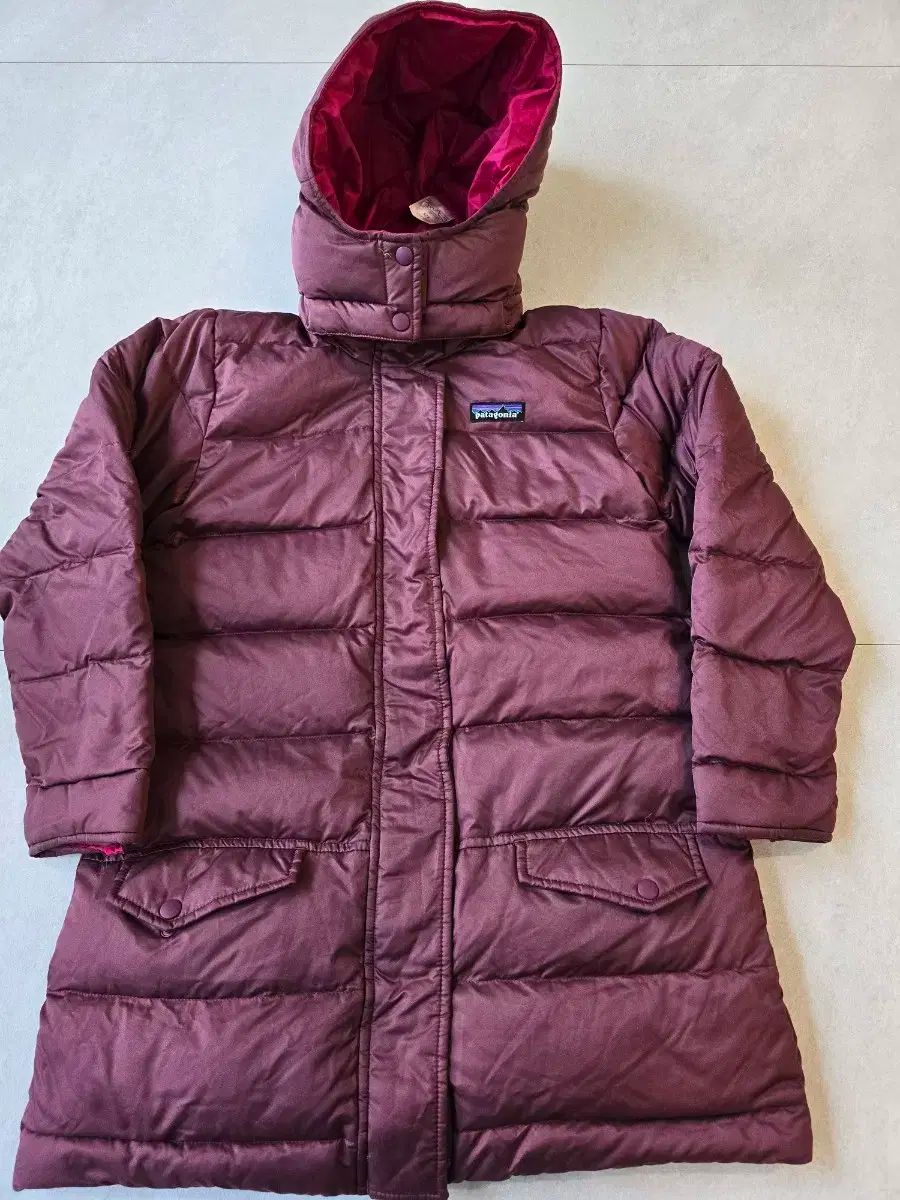 【雷市場（ポンジャン）商品韓国直送】 patagonia(パタゴニア) 女児 ダウン 7 ー 8