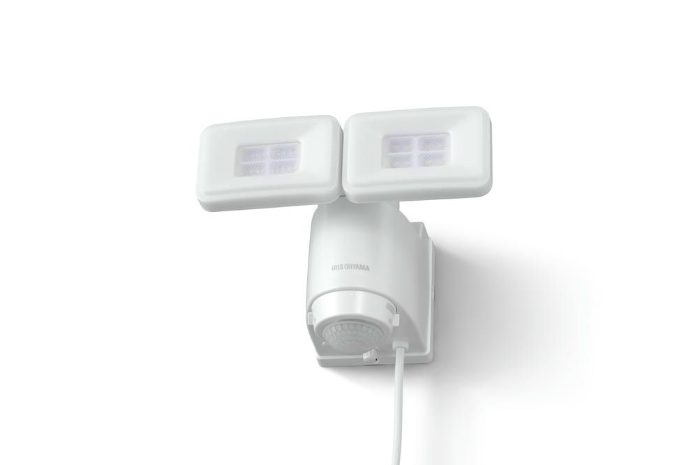 アイリスオーヤマ コンセント式 LED人感センサーライト 2灯式 約W213×D171×H157mm 防水仕様 明るさ 2400ルーメン コンセント3m 屋内・屋外用 明りとり 防犯 パールホワイト IRIS OHYAMA LSL-ACTN-2400