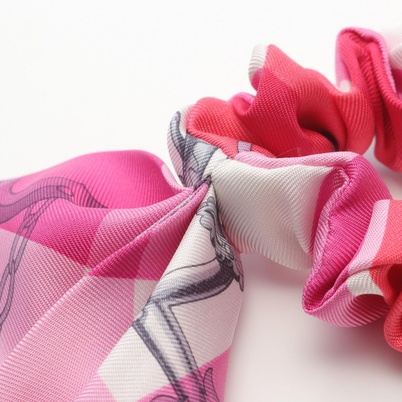 エルメス シュシュ ピンク系 新品 HERMES シュシュ ピンク系 新品未