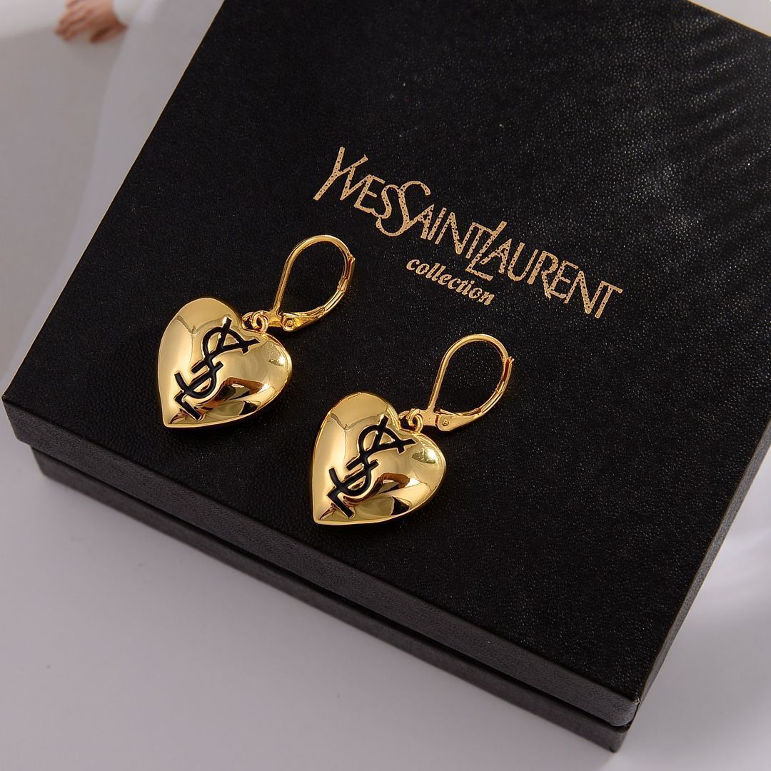 YSL イヴサンローラン アルファベット ハートフォーム ファッションピアス 新品未使用ya82