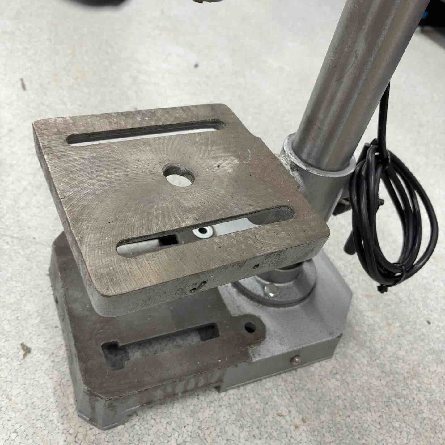 卓上ボール盤
