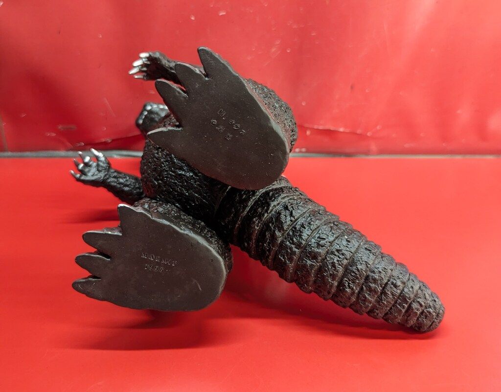 マーミット ビニールパラダイス ゴジラ ゴジラの逆襲|黒成型 VP14 WWW_OLIVIERBERNSTEIN_COM