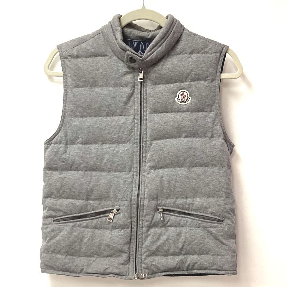 美品★正規品 サイズ4 MONCLER ダウンベスト GERARD ワッペンあり MONCLER モンクレール ダウンベスト ロゴ ワッペン コットン