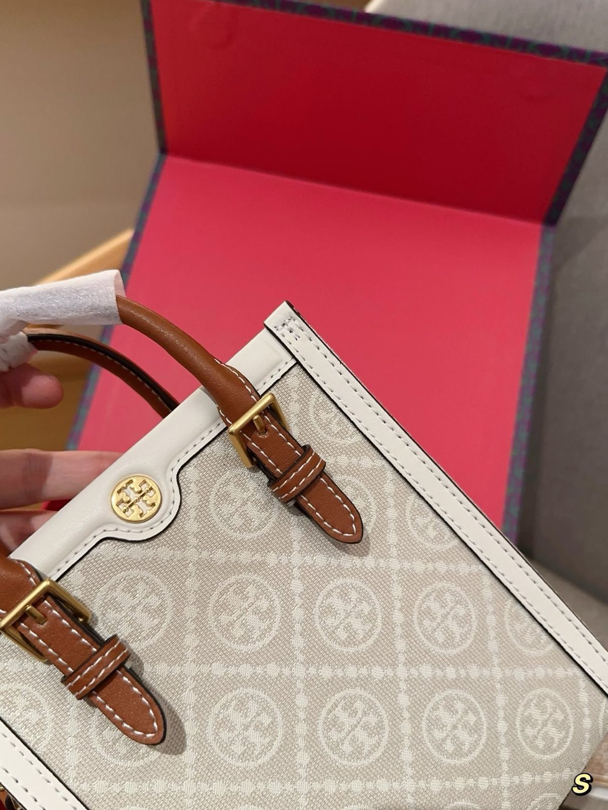 新品未使用 Tory Burch トリーバーチ　ショルダーバッグ　モノグラム