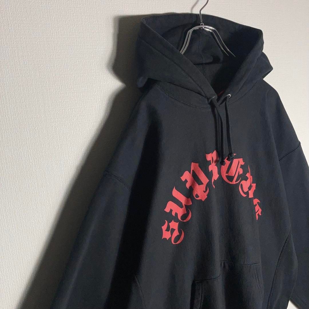 Supreme スプレッド アーチロゴ オーバープリント パーカー プルオーバー Supreme スプレッド アーチロゴ オーバープリント パーカー プル