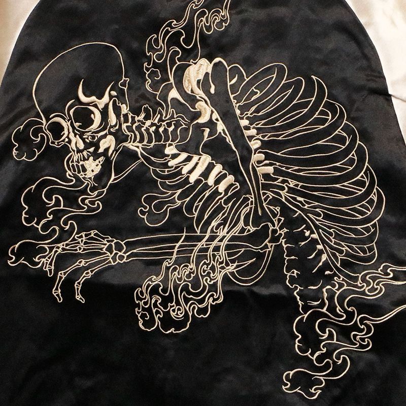 骸骨　　和柄スカジャン 202312152141430721847.jpg?550