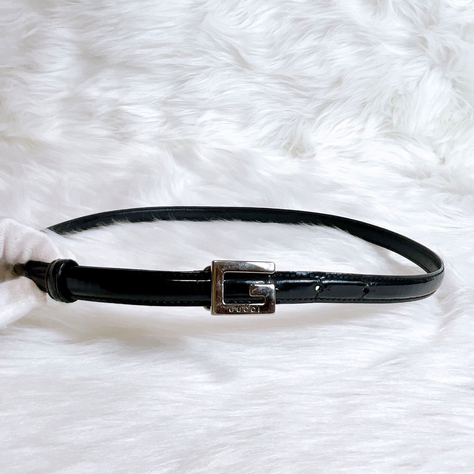 【美品】GUCCI ベルト シルバーバックル 細ベルト パテントレザー  黒 美品】GUCCI ベルト シルバーバックル 細ベルト パテントレザー