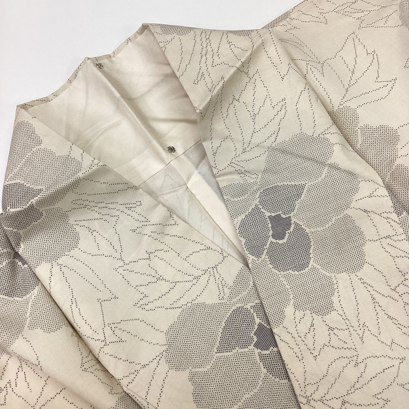 新品未使用、袷着物、証紙つき、本場大島紬、正絹R907 - メルカリ