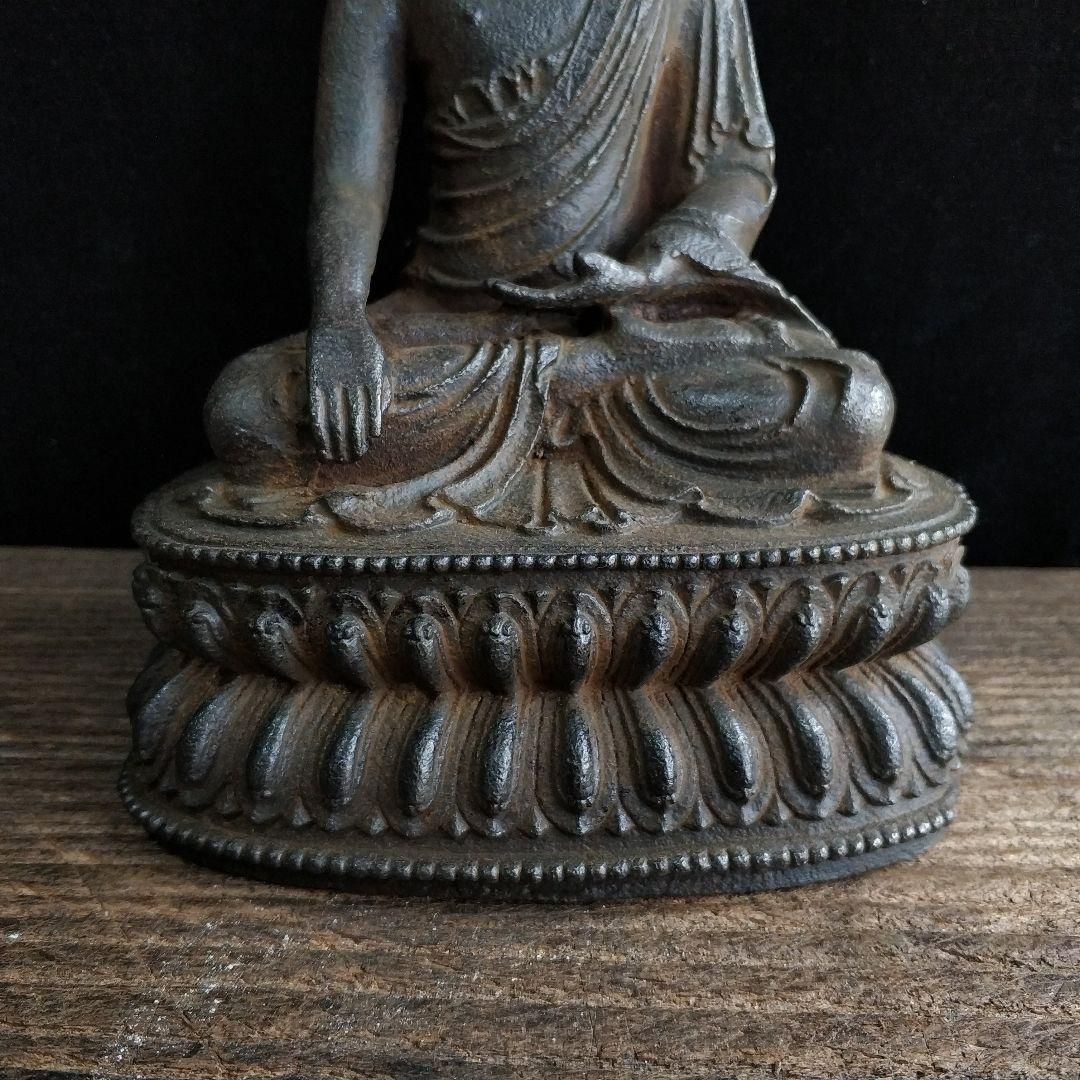 鉄器 鉄仏 釈迦牟尼坐像 工芸品 美術品 置物 - メルカリ
