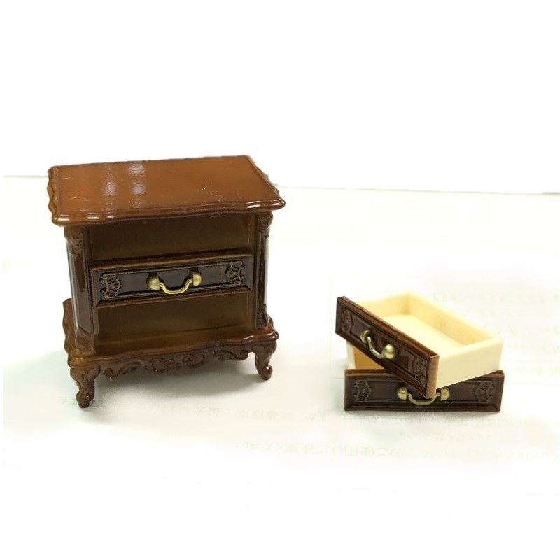 ミニチュア 雑貨 チェスト アンティーク家具 ドールハウス