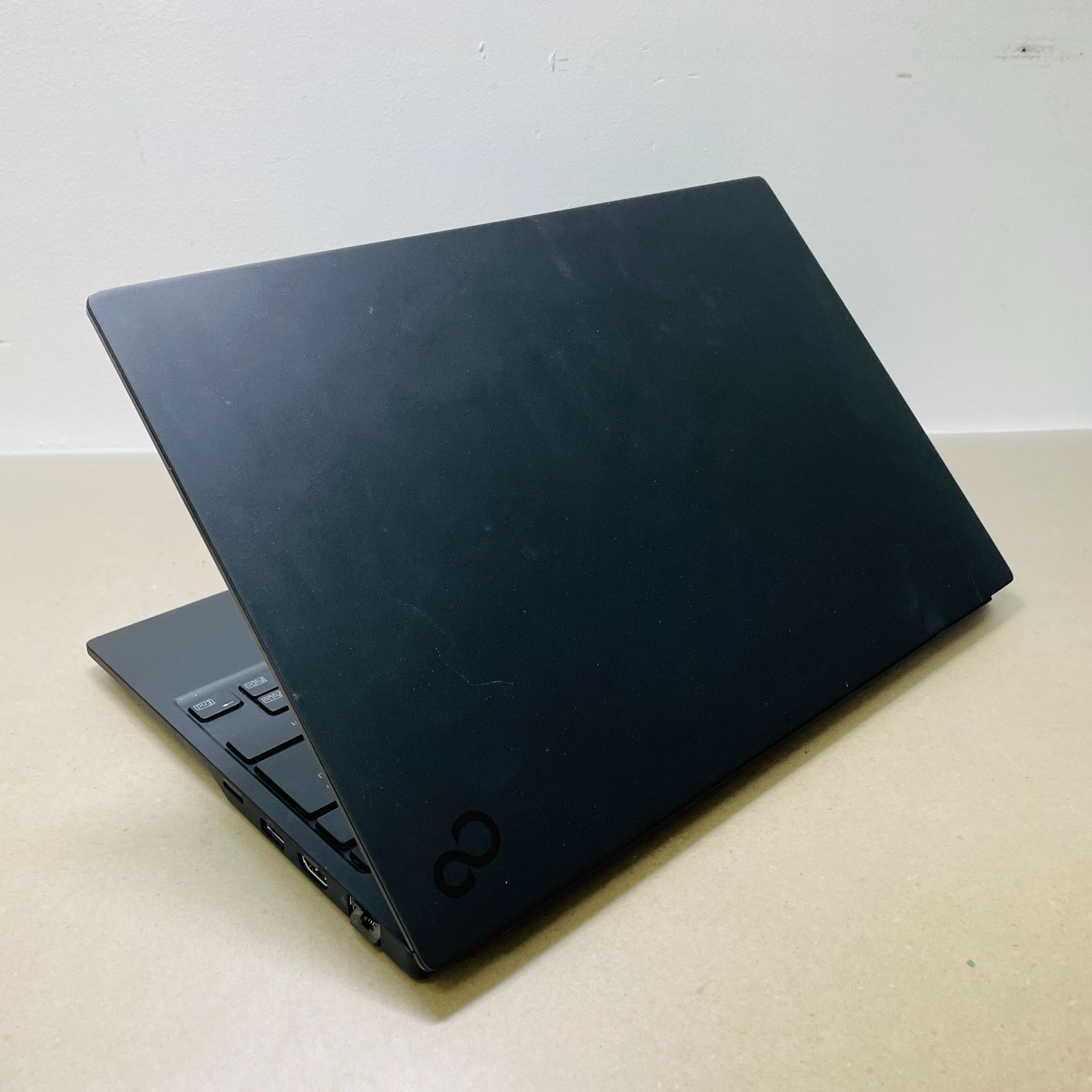 富士通 LIFEBOOK UH93/H1 Core i7-1360P 16GB
