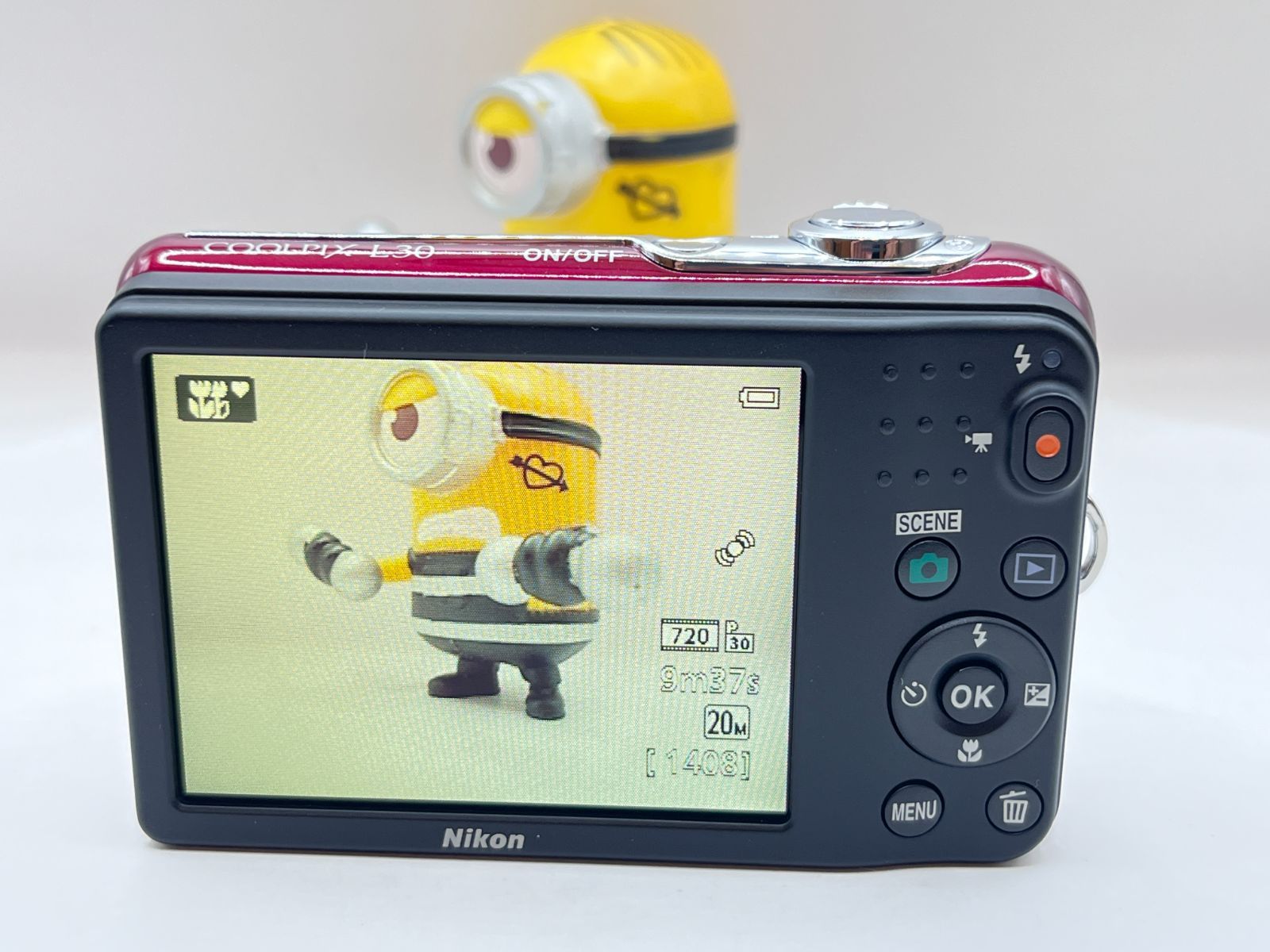 極上品 Nikon ニコン COOLPIX L30 レッド コンパクトデジタルカメラ